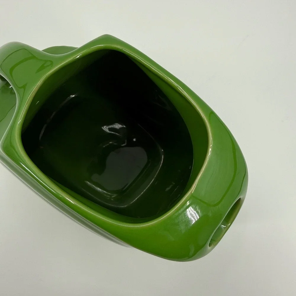 Fiestaware Large Disc Shamrock Green Pitcher 64+ oz.